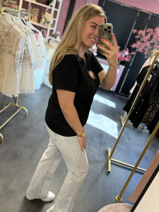 Zwart tshirt met een leuk hartje