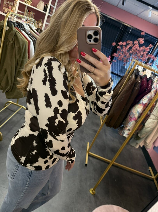 By Swan -koeienprint basic shirt met vierkante hals