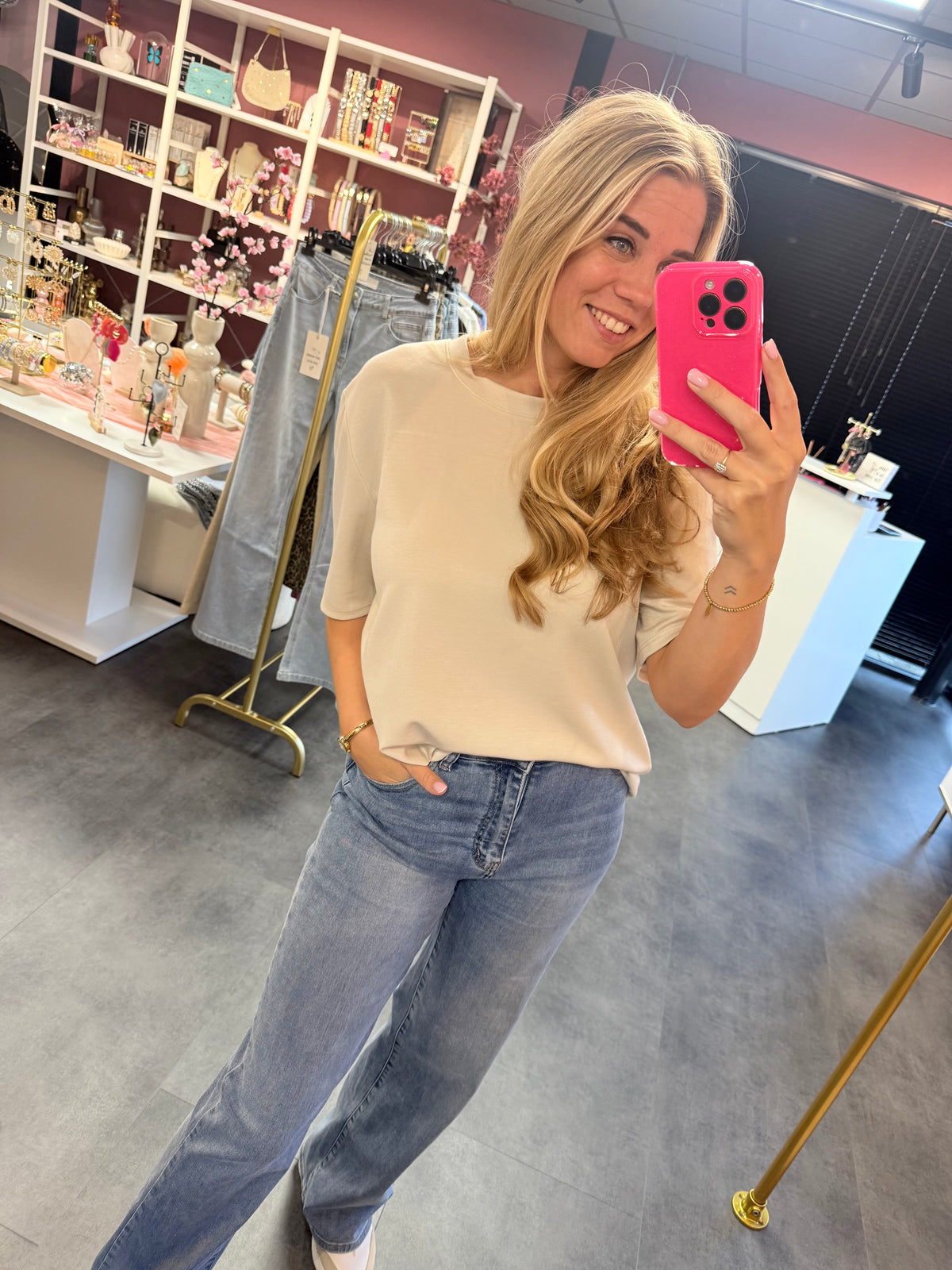 Beige shirt met franjes