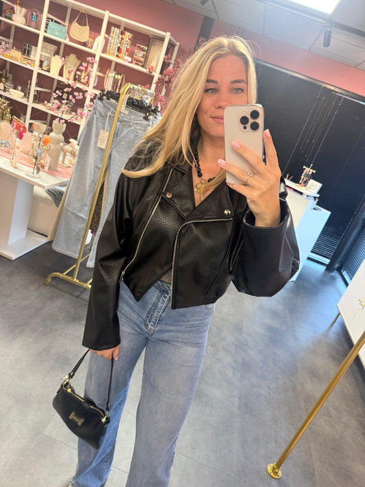 Leather look jas zwart