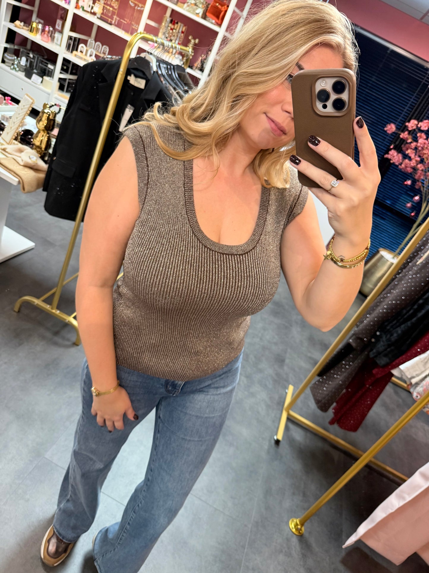 Basic glitter top coffee