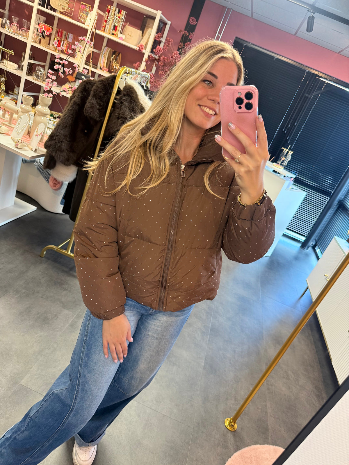 Sparkle puffer jas bruin