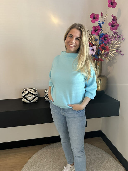 Trui Luna - lichtblauw met driekwartmouw