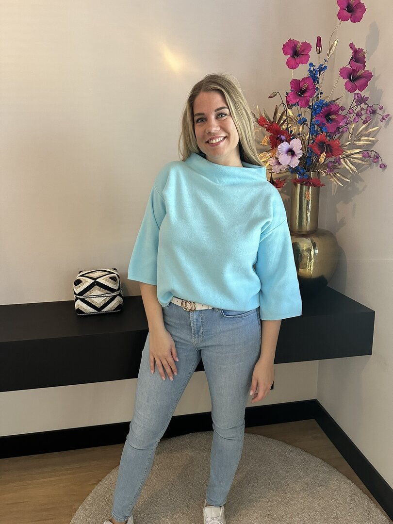 Trui Luna - lichtblauw met driekwartmouw