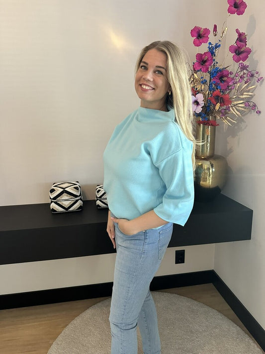 Trui Luna - lichtblauw met driekwartmouw