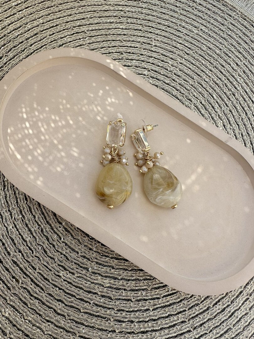 Oorbel wedding guest bruin