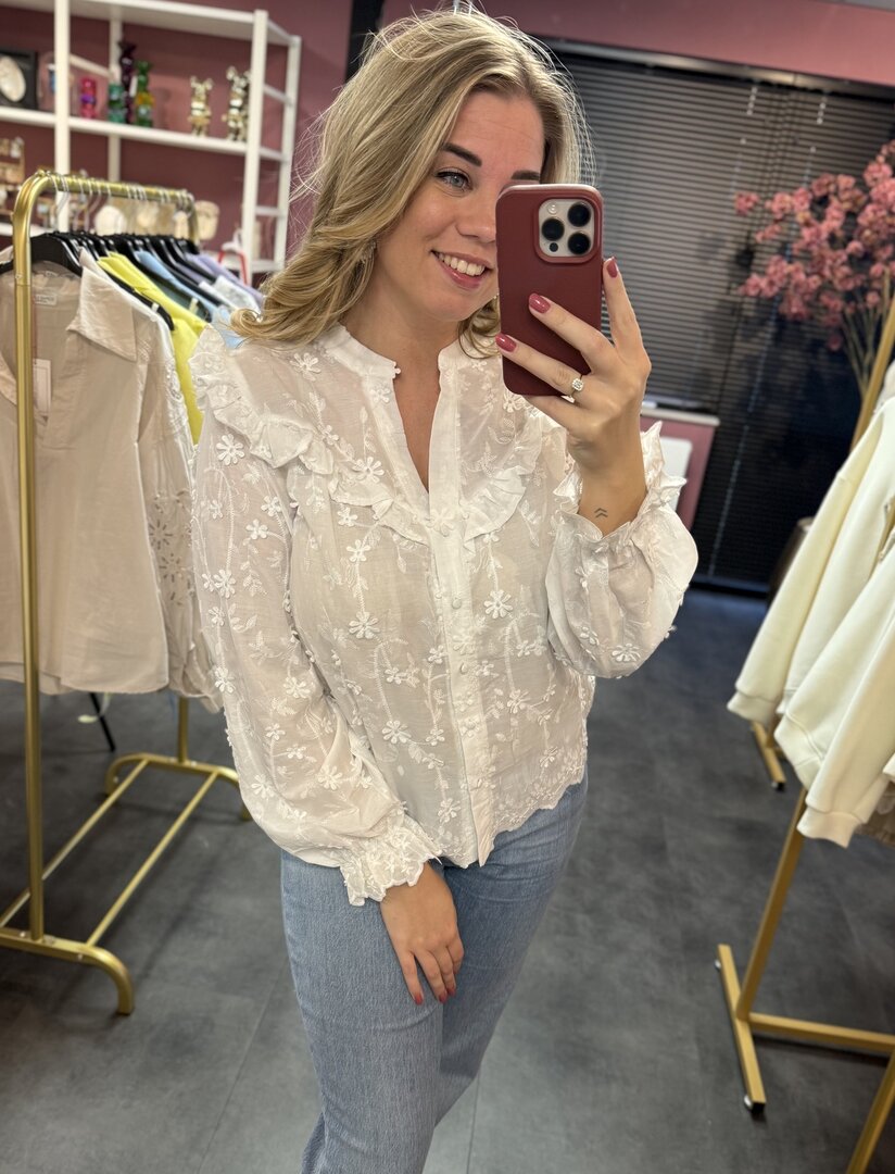 Witte blouse met bloemen