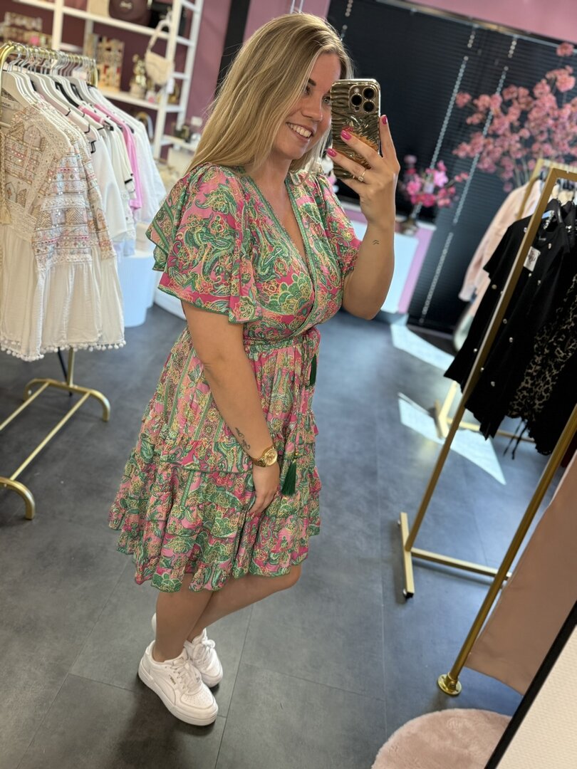 Fleurig jurkje in de kleur groen en roze
