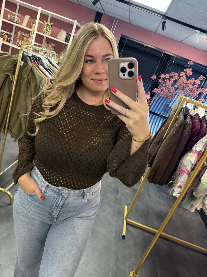 By Swan - shirt bruin met faired mouw