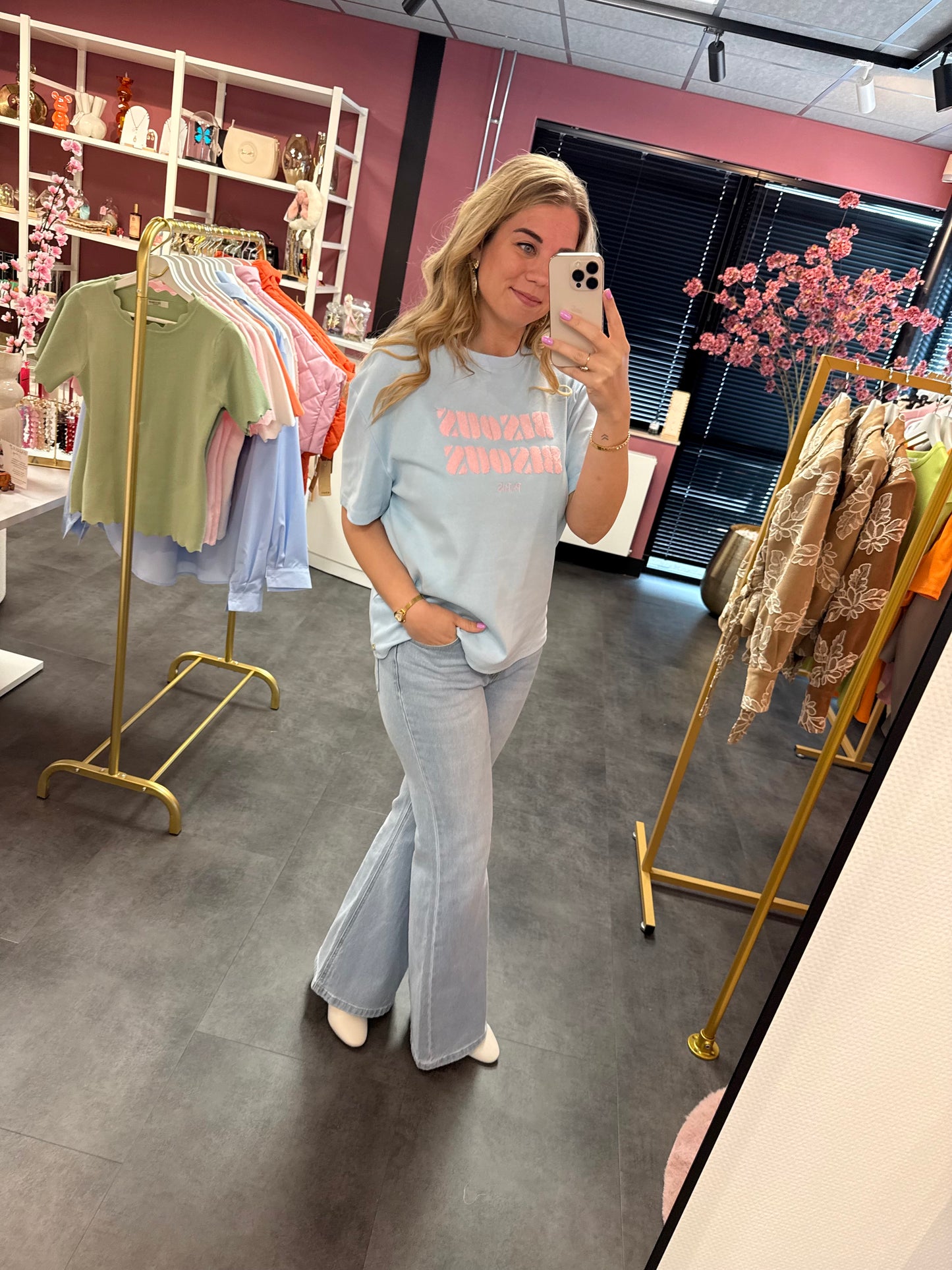 Ambika t-shirt Bisous blauw