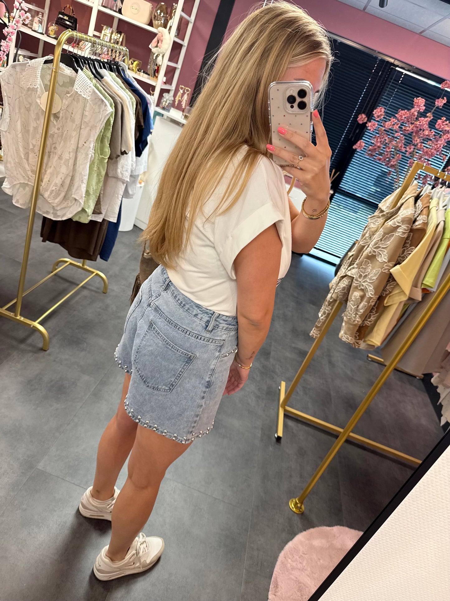Denim korte broek met zilveren studs