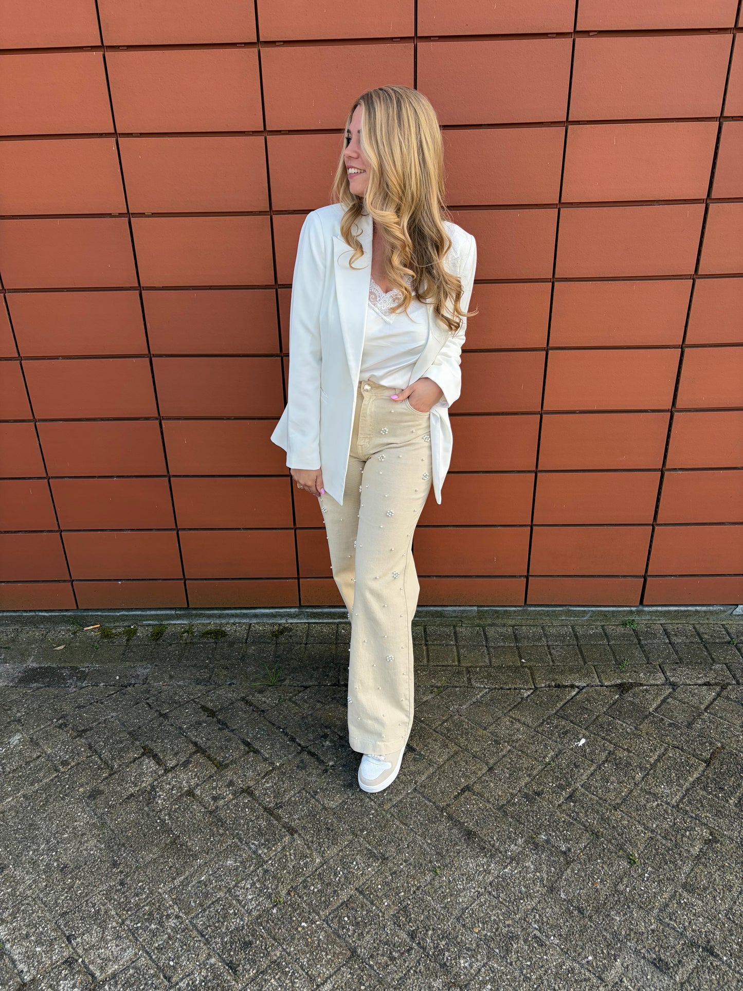 Beige jeans met parels